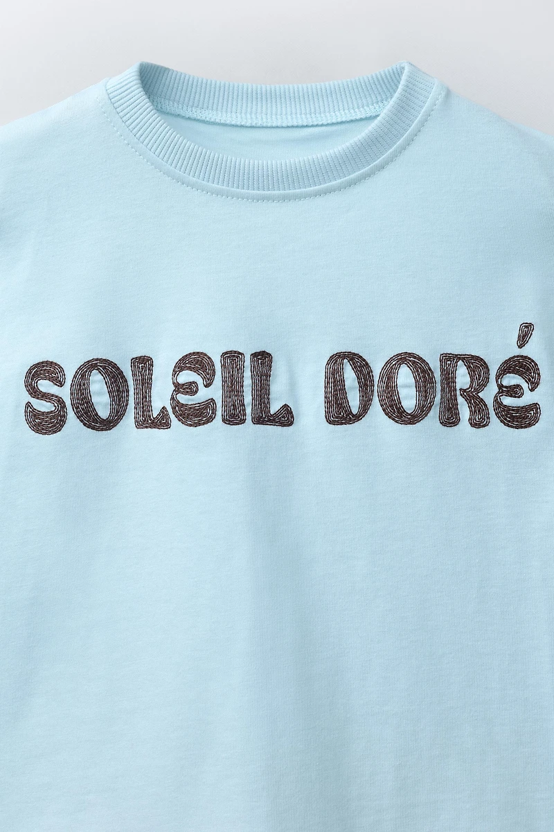 EMBROIDERED TEXT T-SHIRT