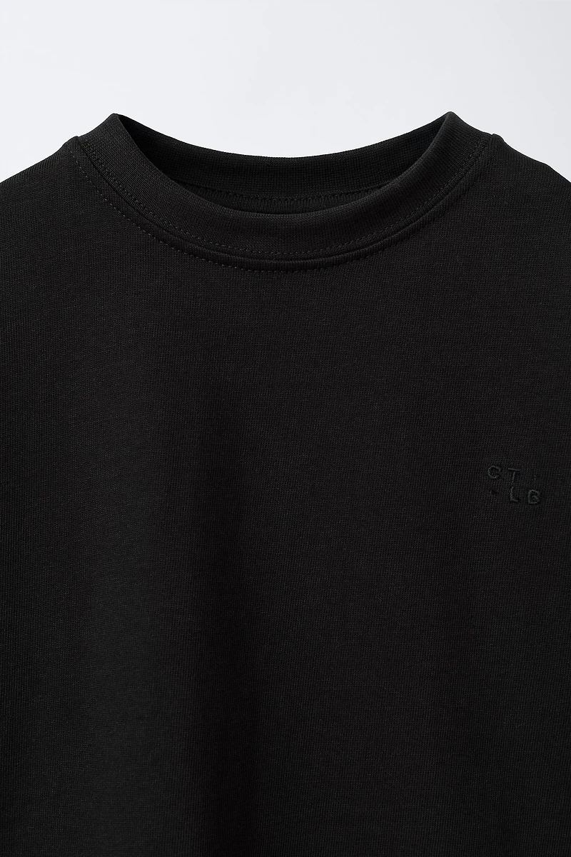 HEAVY WEIGHT EMBROIDERED T-SHIRT