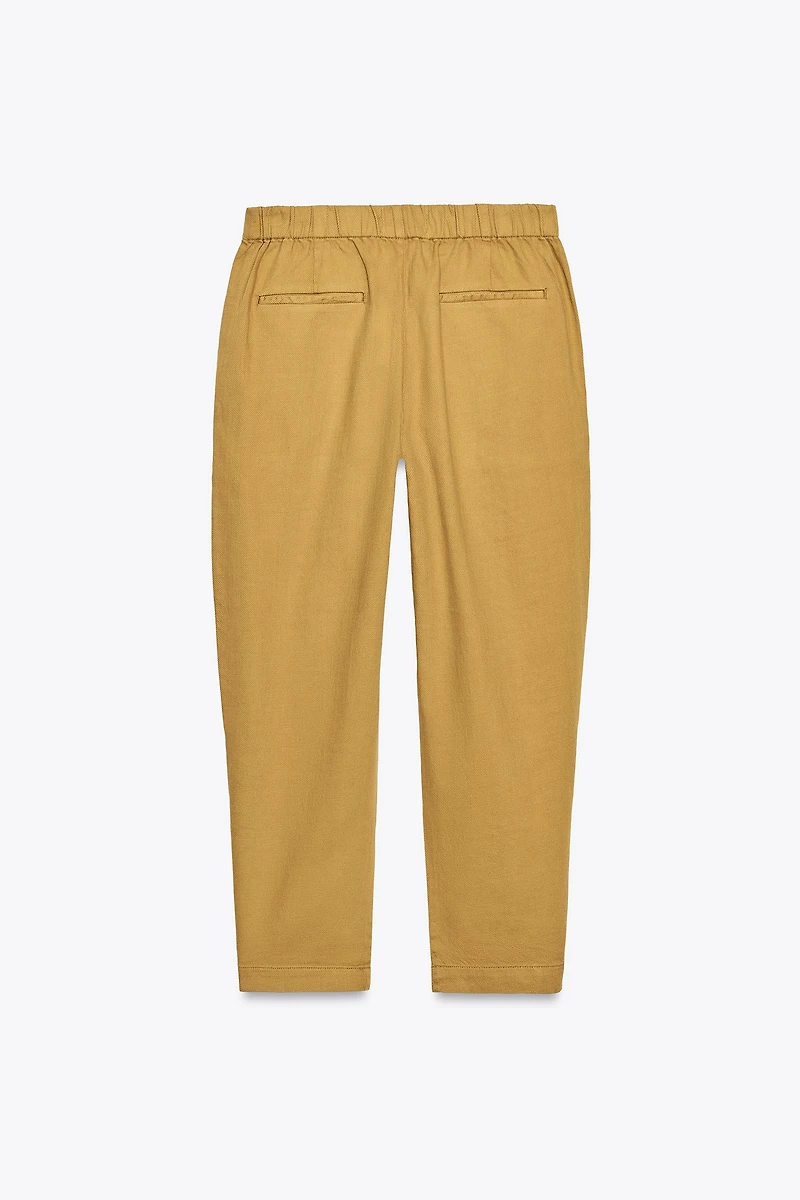 JOGGER PANTS WITH BUTTONED HEM