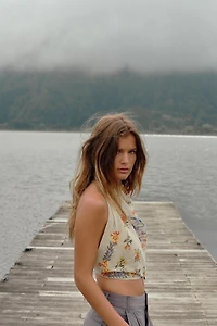 EMBROIDERED COTTON SCARF