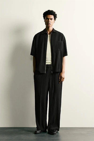 TEXTURED RELAXED FIT PANTS