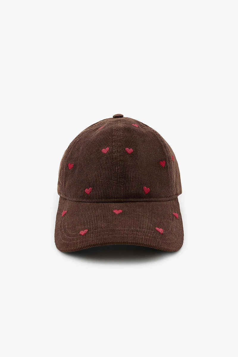 CORDUROY CAP WITH HEART EMBROIDERY