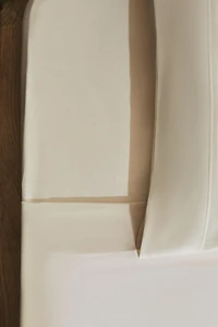 SATEEN FITTED SHEET | 11.8" THICK (300 THREAD COUNT)
