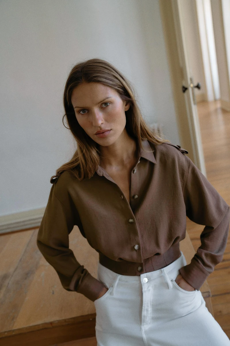 SHORT SHIRT WITH LOOPS