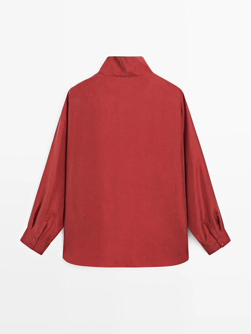 100% silk shirt with button details