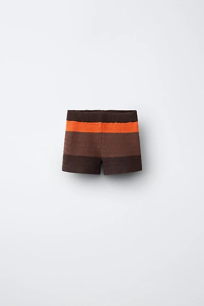CONTRAST STRIPE CROCHET KNIT SHORTS