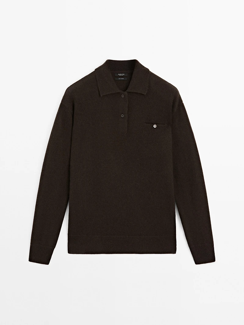 100% cashmere sweater with pocket detail