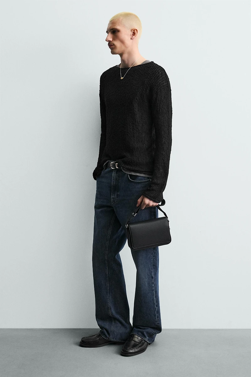 TEXTURED CROSSBODY BAG