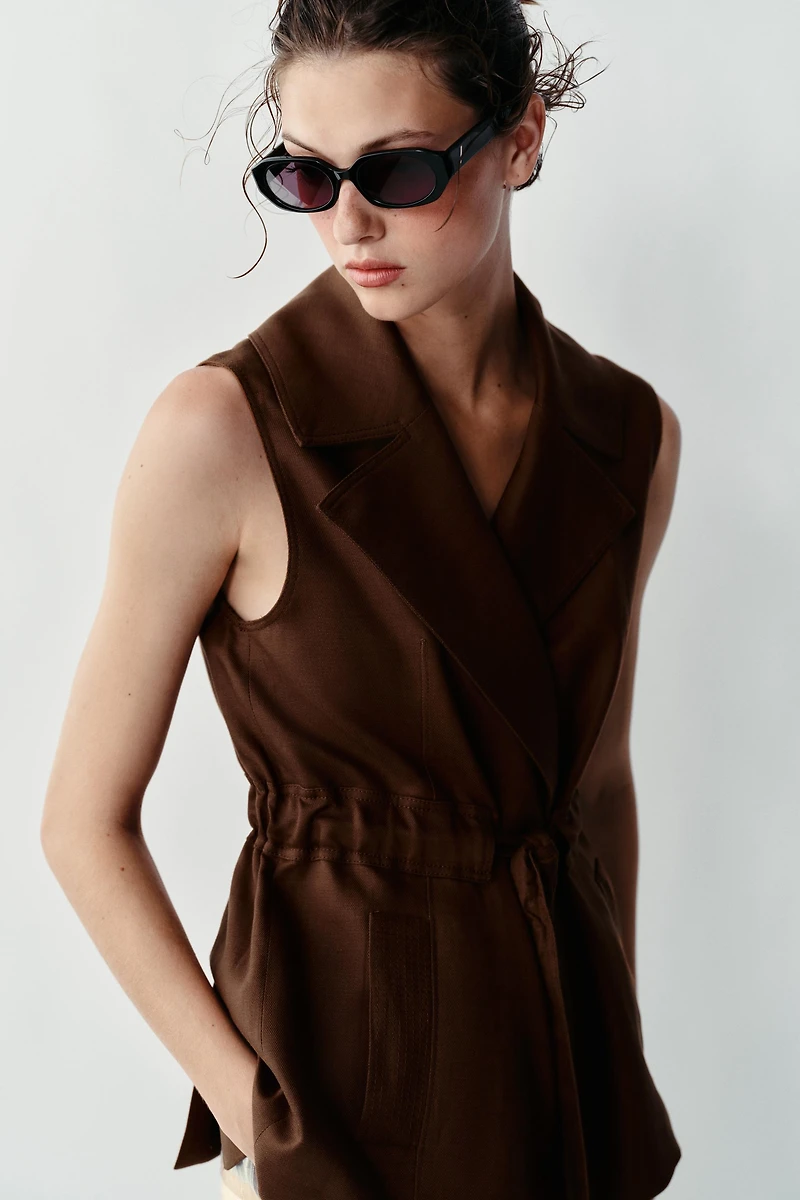 LINEN BELTED VEST