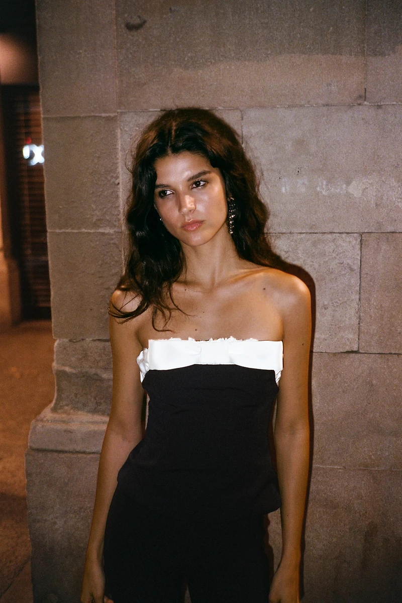 CONTRAST BOW BUSTIER TOP