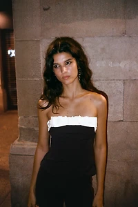 CONTRAST BOW BUSTIER TOP