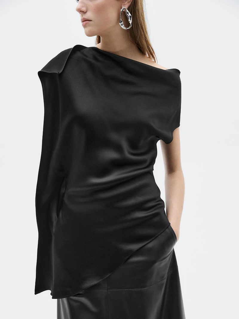 Asymmetric satin top - LIMITED