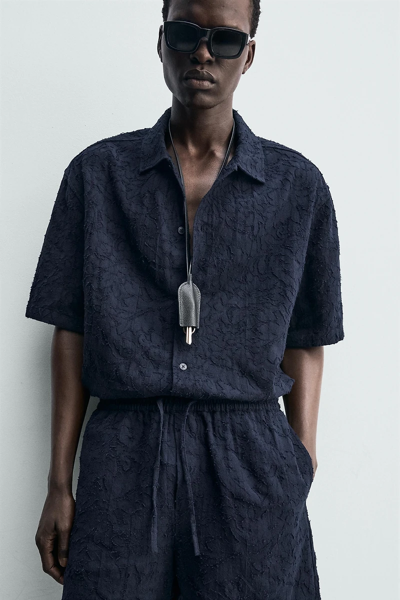 SHORT JACQUARD TEXTURÉ