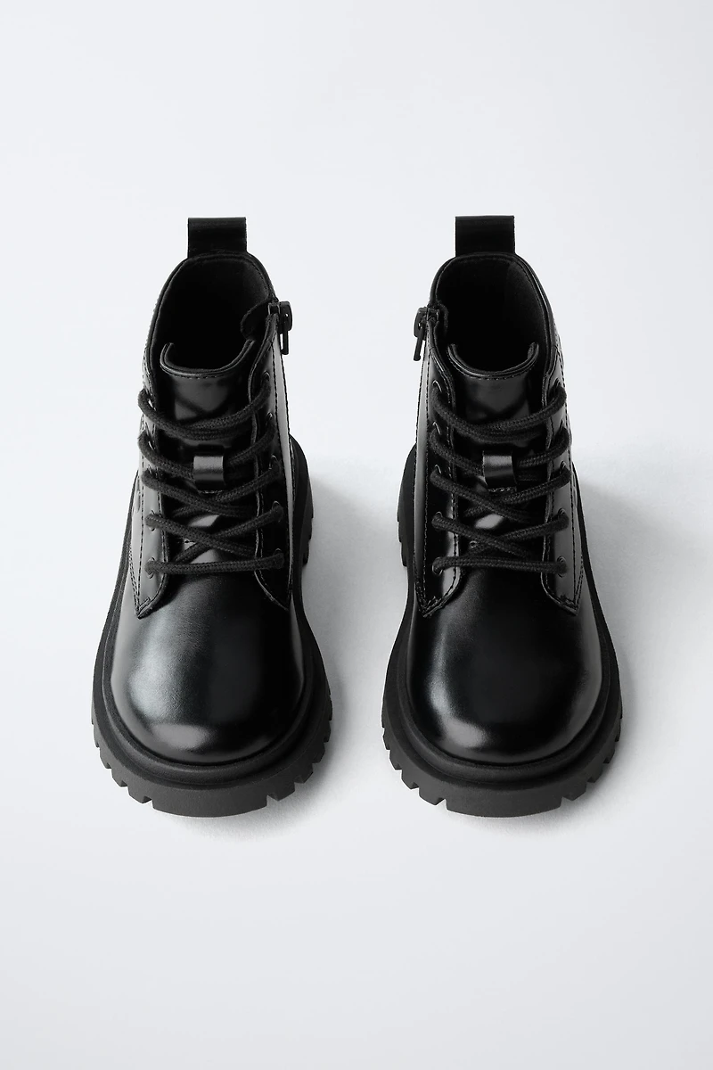 HEART BOOTS