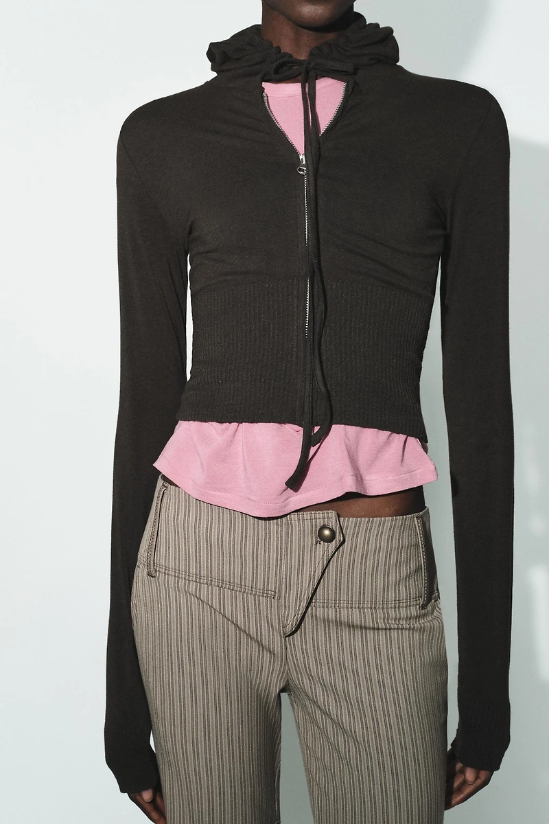SEAMLESS CROPPED SWEATSHIRT