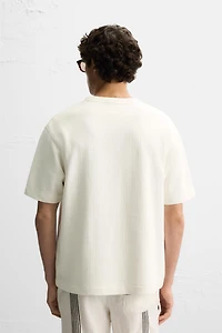 REGULAR FIT TEXTURED SWEATSHIRT