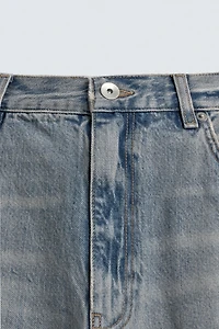 LOOSE FIT RIPPED JEANS