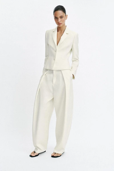 VESTE AJUSTÉE À ÉPAULETTES
