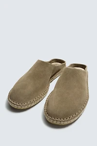 LEATHER CLOGS