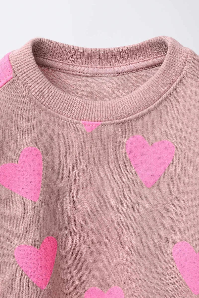 HEARTS SWEATSHIRT