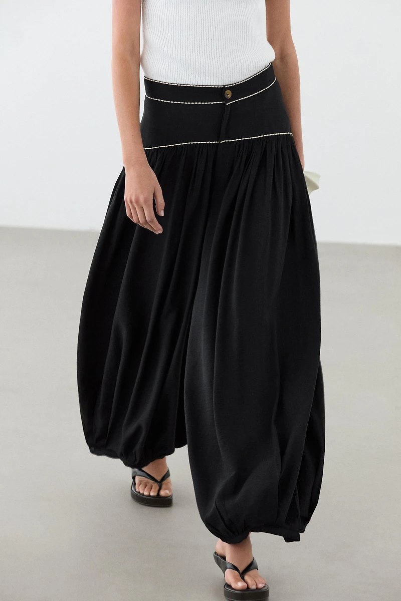 Pantalon fluide contrastant