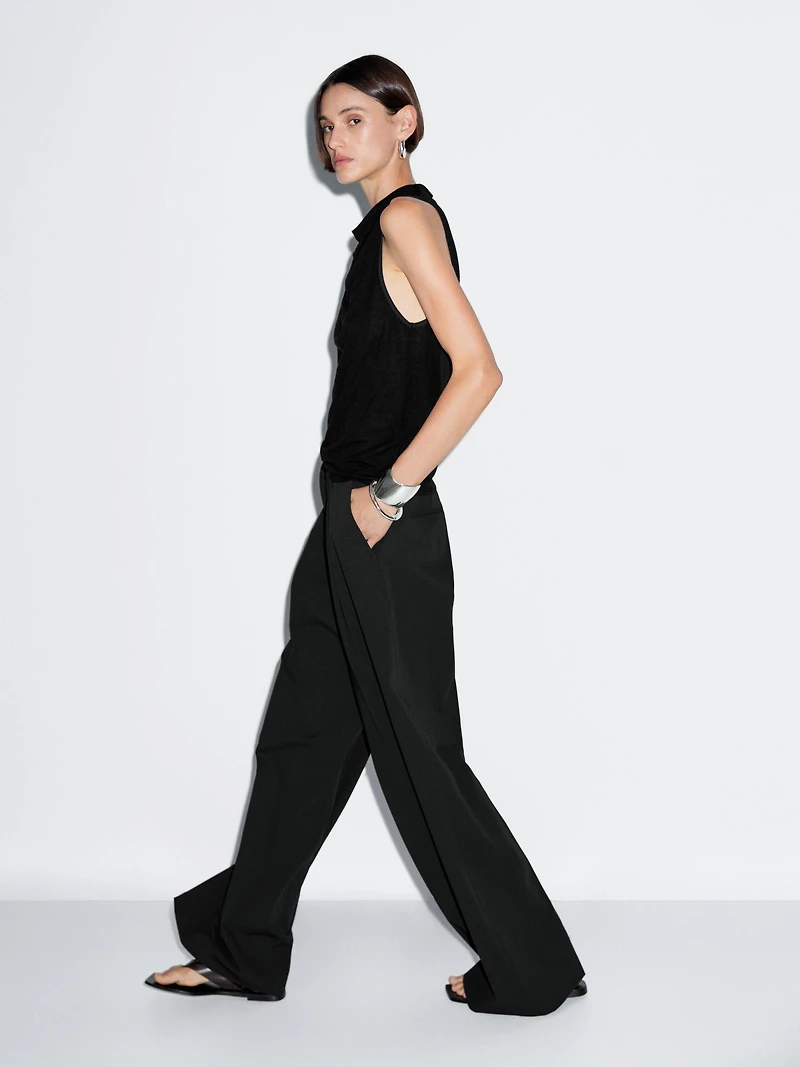 Darted wide-leg trousers