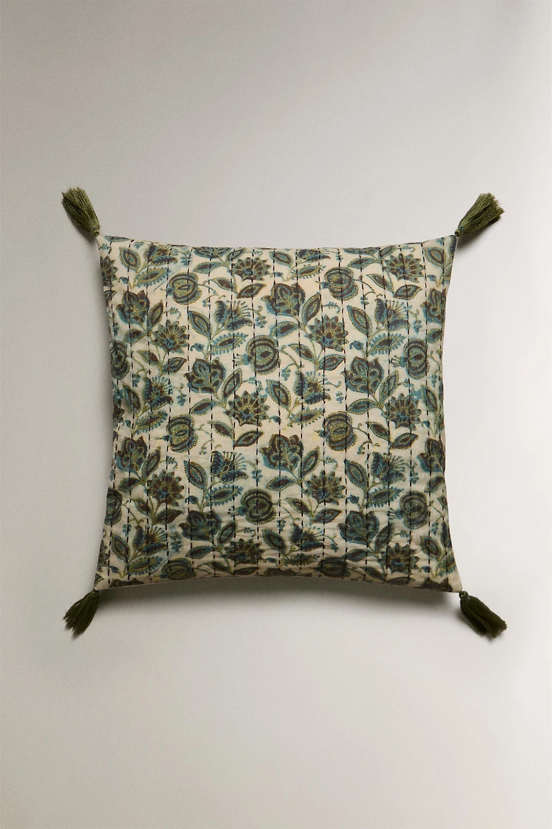 FLORAL THROW PILLOW COVER WITH POMPOMS