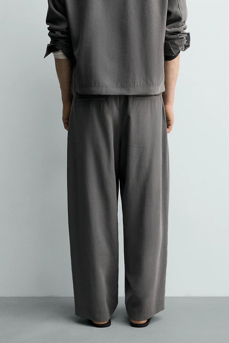 PANTALON FLUIDE À PLIS