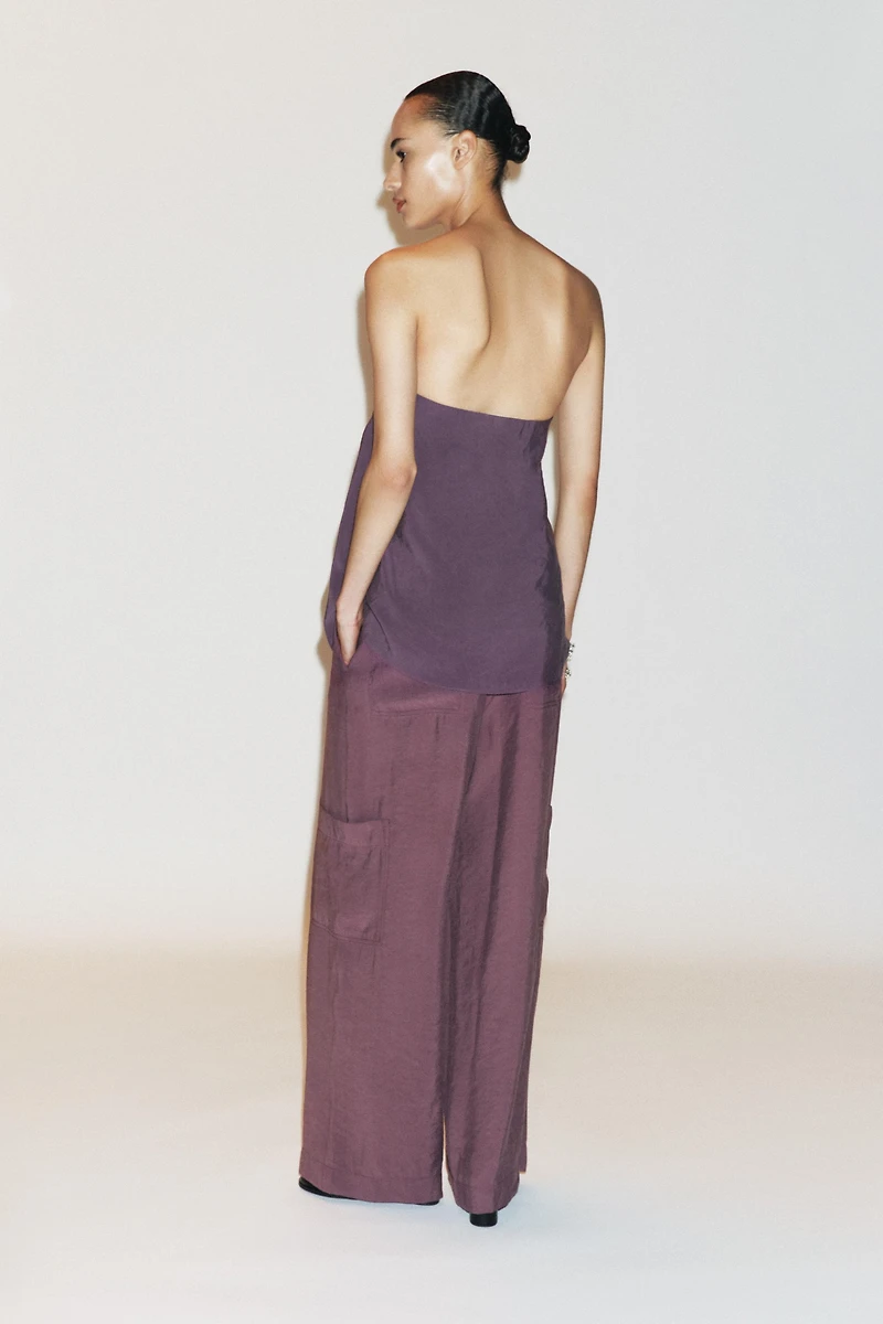 FLOWY STRAPLESS TOP