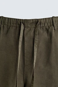 COTTON-LYOCELL REGULAR FIT SHORTS