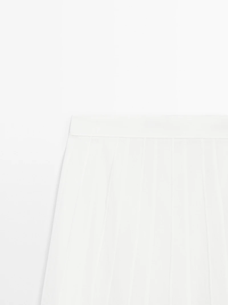 Godet midi skirt with seam details