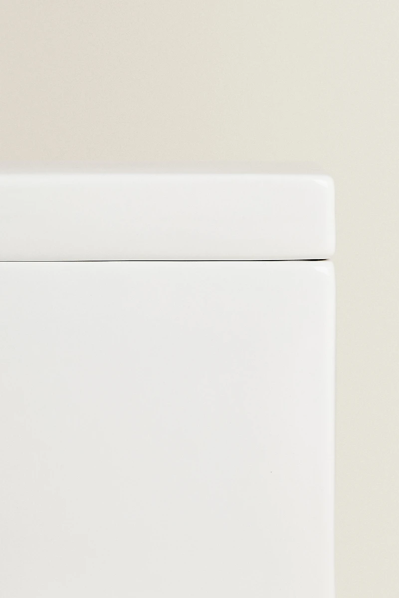 WHITE EARTHENWARE BATHROOM STORAGE JAR