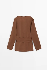 Flowing kimono with tie detail