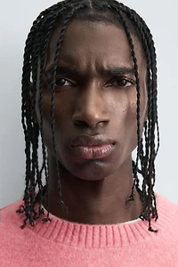 TEXTURED SWEATER WITH REVERSE EFFECT SEAMS