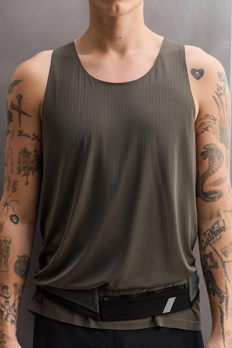 SEAMLESS TANK TOP