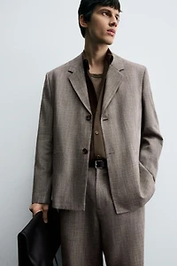 TEXTURED SUIT JACKET