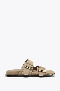 SPLIT LEATHER STRAPPY FLAT SANDALS