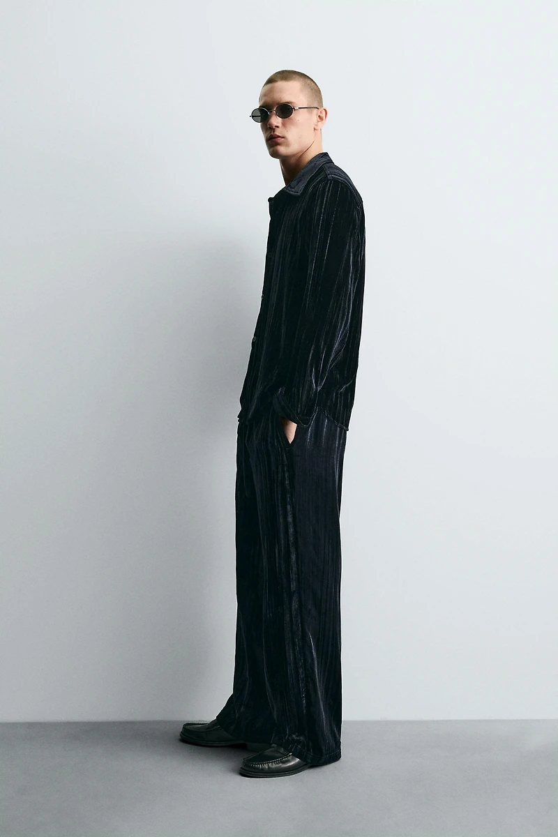 PLEATED VELVET OVERSHIRT