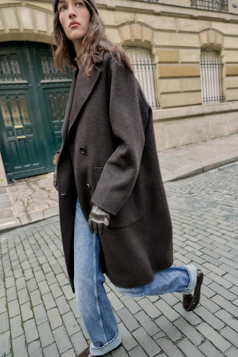 LONG DOUBLE-BREASTED WOOL COAT