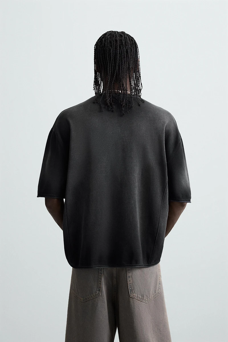 T-SHIRT EN MAILLE À IMPRIMÉ SPRAY