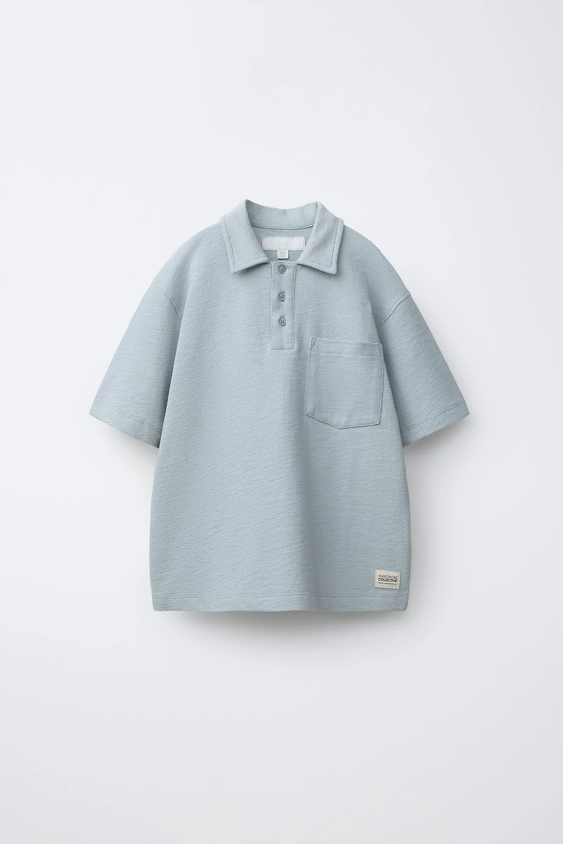 ENSEMBLE POLO ET BERMUDA RUSTIQUE AVEC ÉTIQUETTE