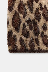 ANIMAL PRINT KNIT BEANIE