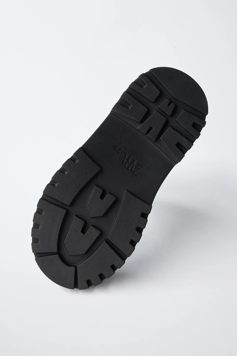 CHELSEA ANKLE BOOT