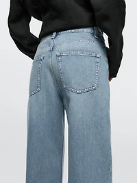 High-waist wide-leg jeans