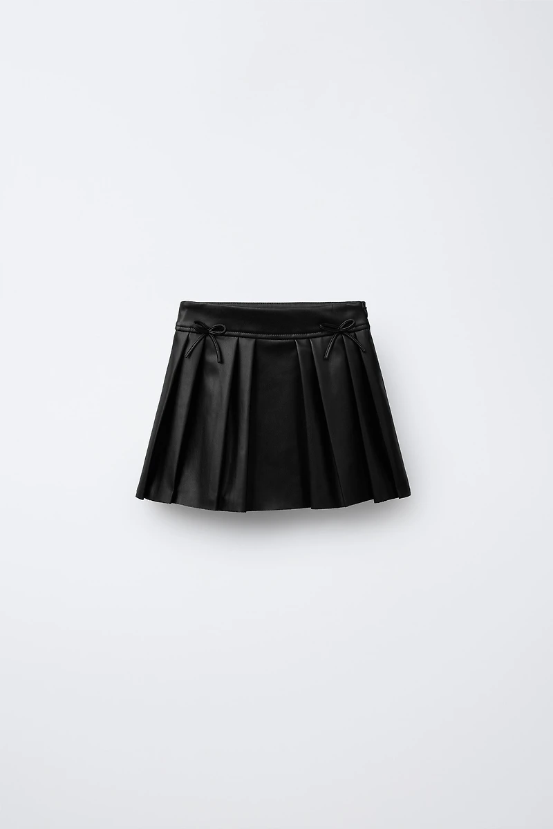 FAUX LEATHER BOX PLEAT SKIRT WITH TIES
