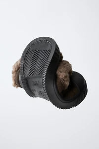 FLEECE HIGH-TOP SNEAKERS