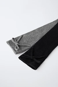 TWO-PACK OF KNEE-HIGH BOW SOCKS