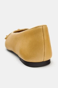 LEATHER BALLET FLATS WITH BOW