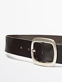 Nappa leather belt with rounded buckle