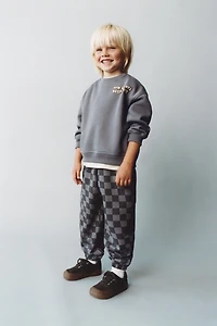 CHECKERBOARD SWEATSHIRT AND PANTS JOGGING SET